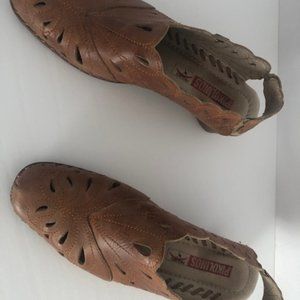 Pikolinos Leather sling back heeled sandals EU 38